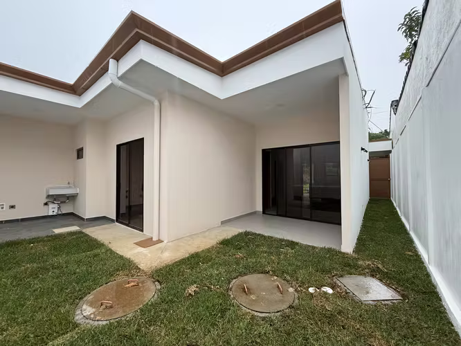 Venta de casa en Condominio La Francia, Alajuela - Imagen 20