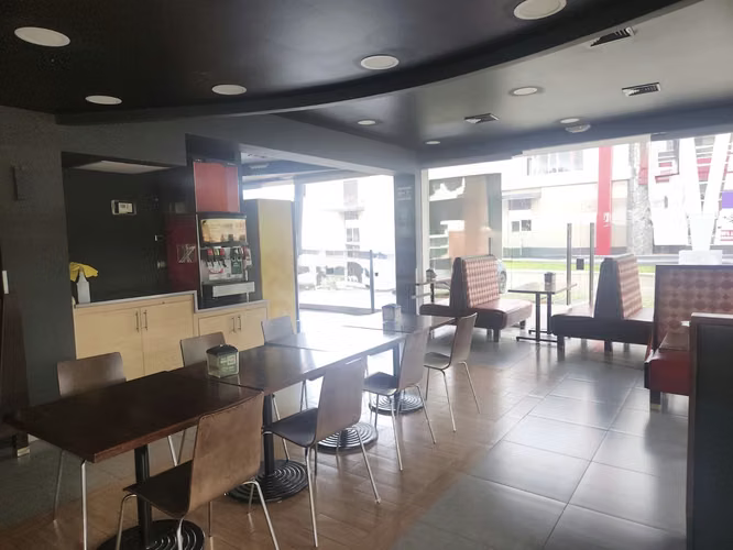 Local Comercial para Restaurante en Alquiler | 284 m² | Guachipelín - Imagen 10