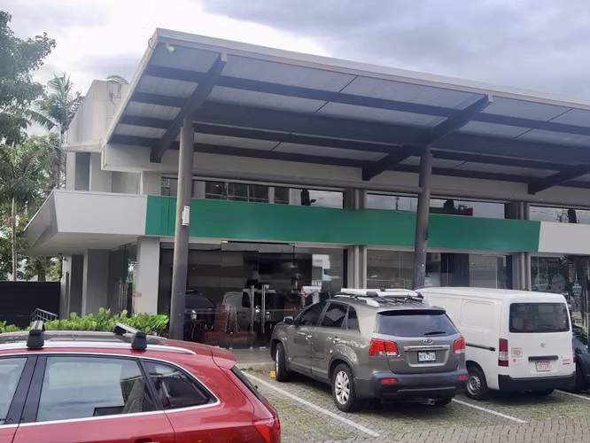Local Comercial para Restaurante en Alquiler | 284 m² | Guachipelín - Imagen 2