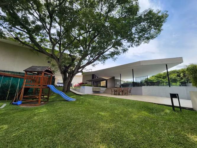 Lindora 43, hermosa, nueva, 3 hab, A/C, 2.5 baños, terraza, amplio patio, amenidades. - Imagen 20