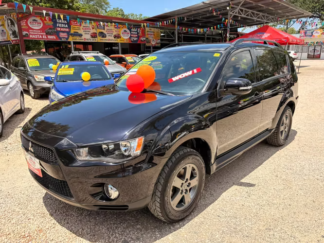 MITSUBISHI OUTLANDER-2013-MANUAL-CAJA 5TA-4X2-6.975.000