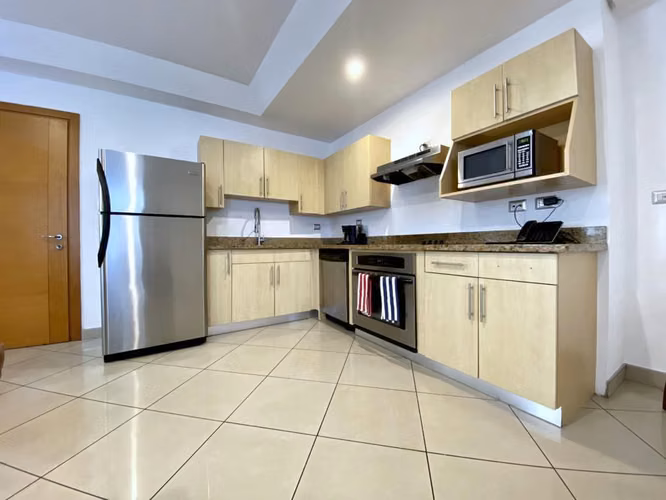 ALQUILER APARTAMENTO AMOBLADO $ 1.650 TREJOS MONTEALEGRE