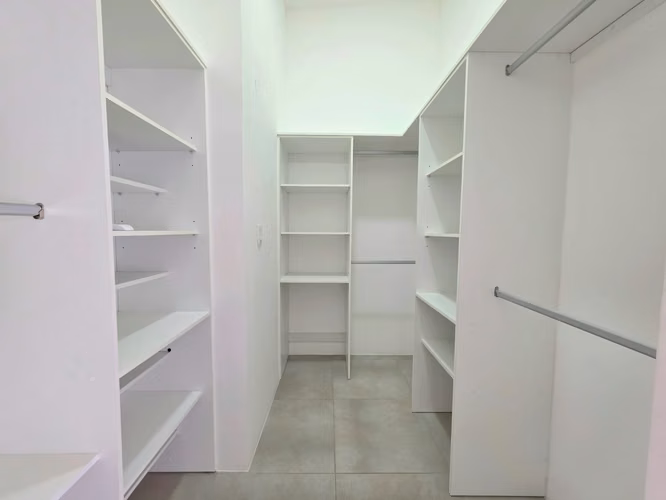 Alquiler Casa en Ciudad Colón | 3 Hab. | A/C | Línea Blanca | $1,600