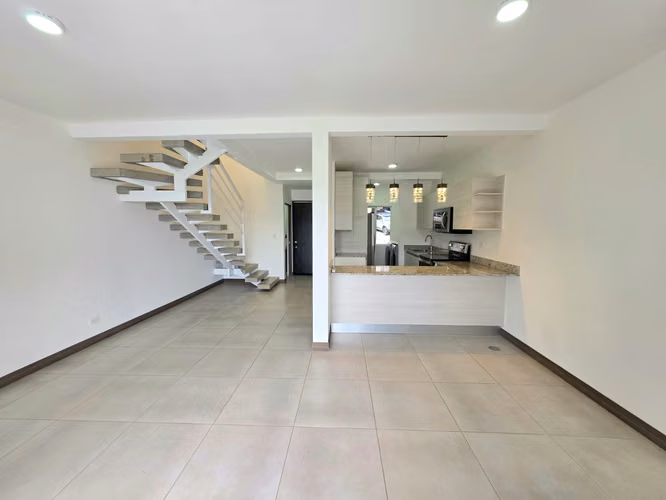 Alquiler Casa en Ciudad Colón | 3 Hab. | A/C | Línea Blanca | $1,600 - Imagen 2