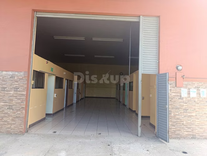 Alquiler de Bodega en el Alto de Guadalupe. Goicochea