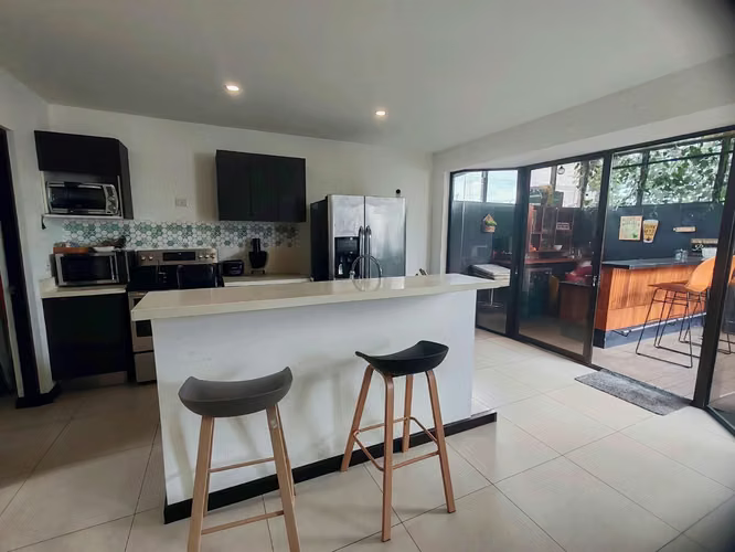 Venta de Casa en Condominio Vista del Cafetal- Moravia - Imagen 5