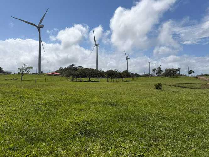 Lote en Venta. Tilaran, Guanacaste. Condominio Bosques de Tilawa. 6344m2 - Imagen 5