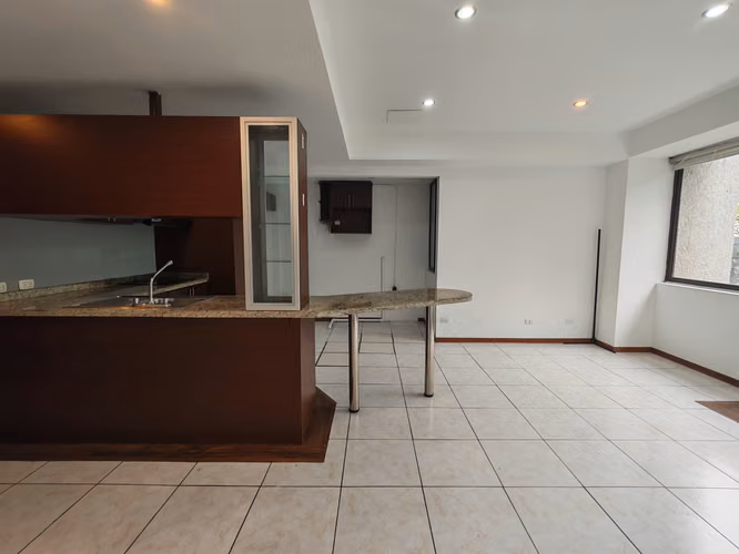 ALQUILER DE APARTAMENTO EN ROHRMOSER | 550.000 - Imagen 8