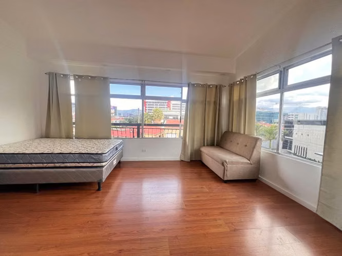 Alquiler de apartamento Tipo estudio en San pedro, Semi amueblado Con servicios y balcón - Imagen 4