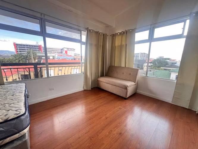 Alquiler de apartamento Tipo estudio en San pedro, Semi amueblado Con servicios y balcón - Imagen 2