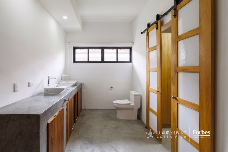 21528 - Casa estilo industrial, 3 habitaciones, 1planta con jardín - Imagen 16