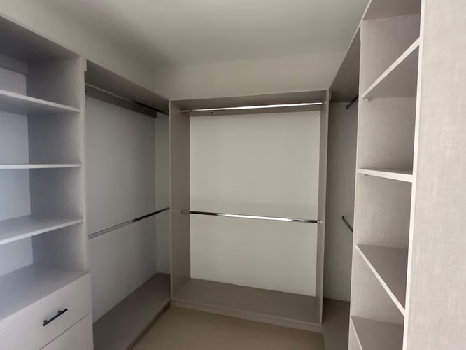 Venta Casa Condominio Lusso Pozos, Santa Ana (ESQUINERA) - Imagen 14