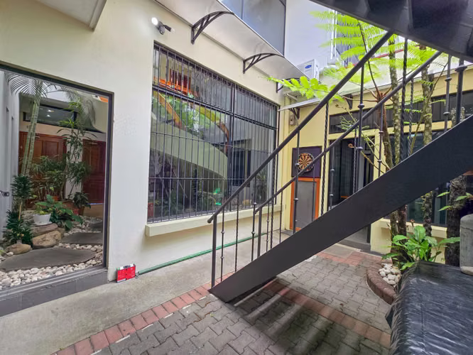 ESPACIO DE OFICINAS DE 318 M2 EN SABANA SUR - Imagen 7