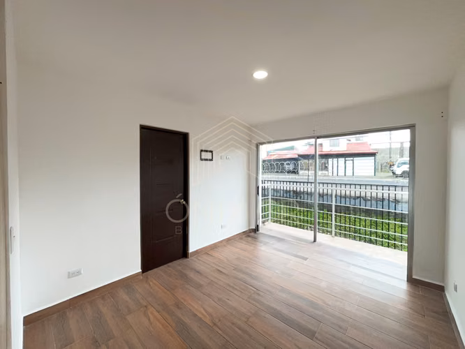 ALQUILER HERMOSO APARTAMENTO EN CURRIDABAT CON BALCÓN - Imagen 7