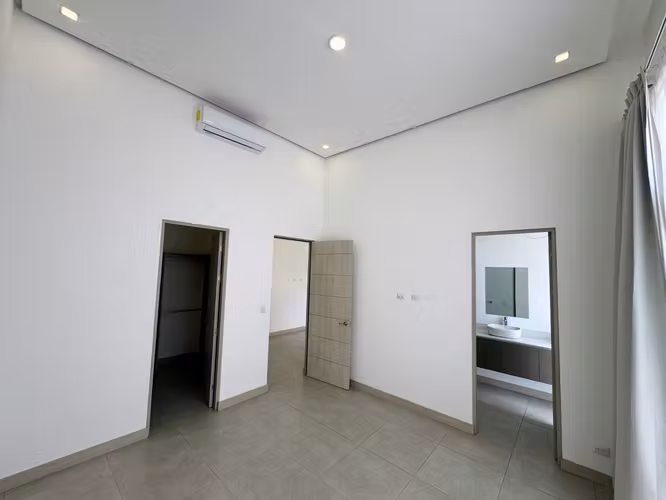 Casa en Condominio 3-10 Guachipelín línea blanca - Imagen 4