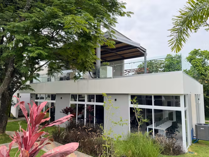 Casa en Condominio 3-10 Guachipelín línea blanca - Imagen 13