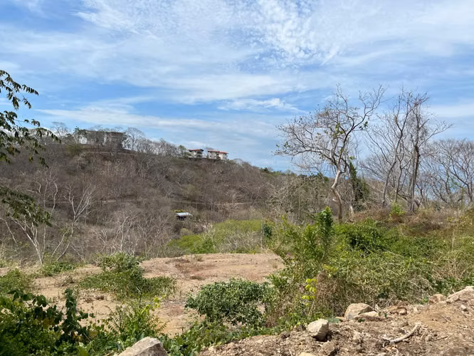 Venta de LOTE en PLAYA NARANJO-PENÍNSULA DE NICOYA, COSTA RICA.