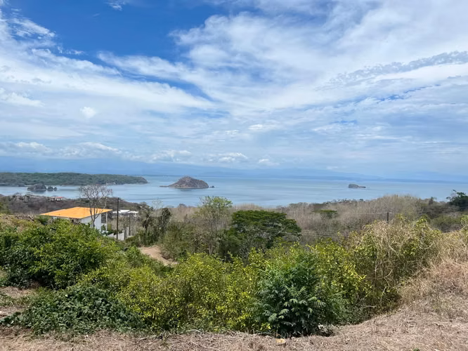 Venta de LOTE en PLAYA NARANJO-PENÍNSULA DE NICOYA, COSTA RICA.