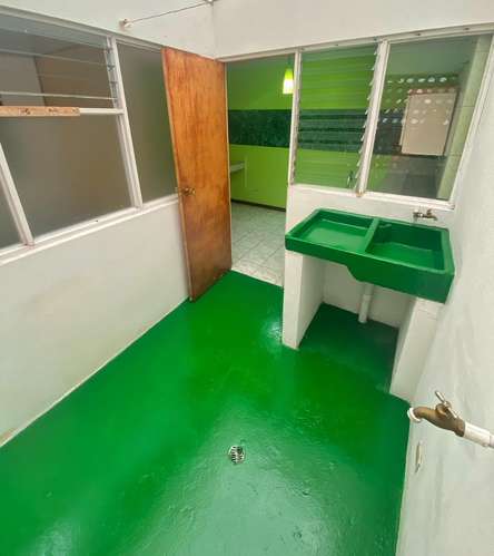 Se alquila apartamento