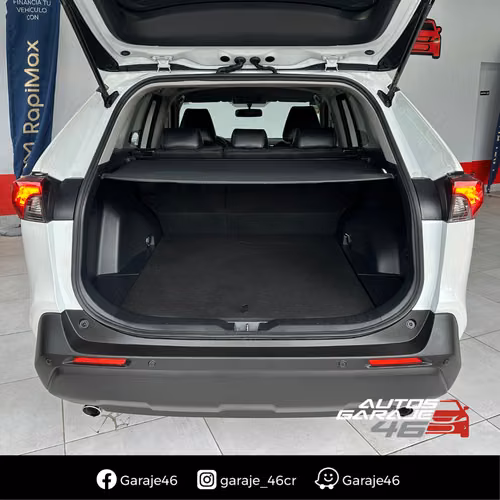 TOYOTA RAV4 LE 2024 Récord en Purdy - Imagen 5
