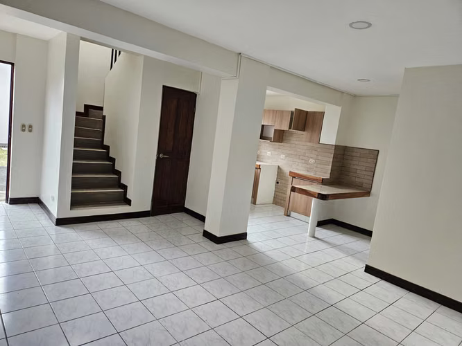 ALQUILER DE APARTAMENTO EN MERCEDES NORTE, HEREDIA