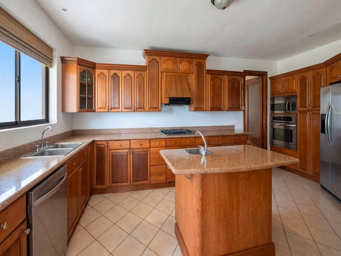 ALQUILER DE RESIDENCIA DE LUJO EXCLUSIVA EN VILLA REAL - Imagen 8
