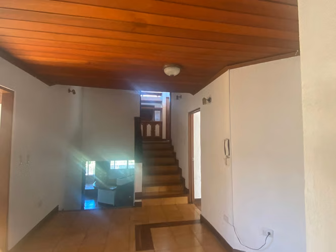 Oficinas en Alquiler en B° Escalante GBA-258