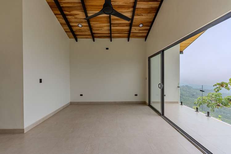 Casa Moderna con Piscina Infinity en Estanquillos, Atenas