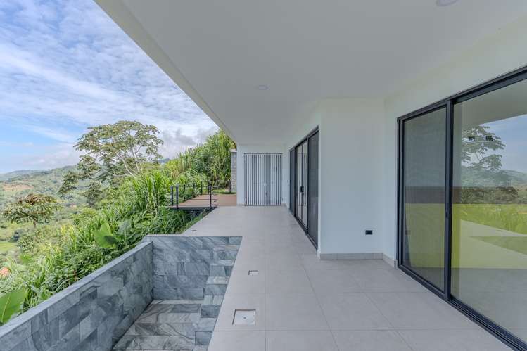 Casa Moderna con Piscina Infinity en Estanquillos, Atenas
