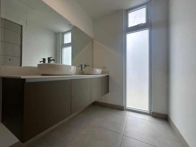 ALQUILER DE CASA EN CONDOMINIO GUACHIPELIN 310 - Imagen 15