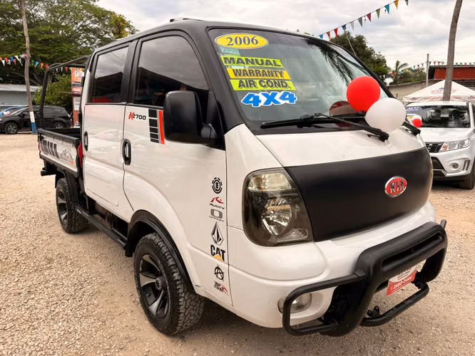 KIA K2700 II DLX-2006-MANUAL-CAJA 5TA-4X4- 8.975.000 - Imagen 4