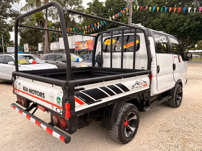 KIA K2700 II DLX-2006-MANUAL-CAJA 5TA-4X4- 8.975.000 - Imagen 3