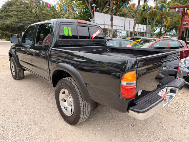 TOYOTA TACOMA PRERUNNER-2001-AUTO-4X2- 7.775.000 - Imagen 2