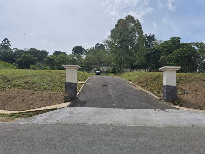 Lote residencial en venta en San Ramón de La Unión 632.21m2