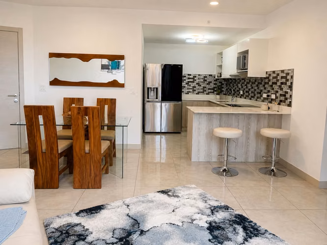 Alquiler de Penthouse full amueblado en Nucleo Sabana - Imagen 1