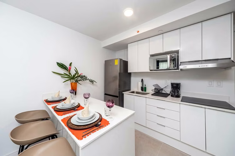 Apartamento Amueblado en Sky Garden Nunciatura, Rohrmoser. - Imagen 4