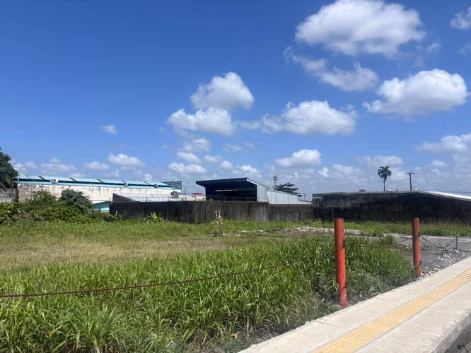Lote comercial sobre calle principal de Siquirres 6126 - Imagen 6