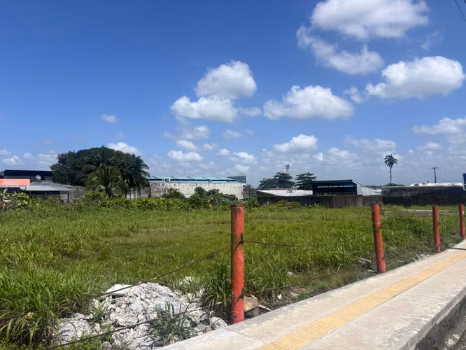 Lote comercial sobre calle principal de Siquirres 6126 - Imagen 10