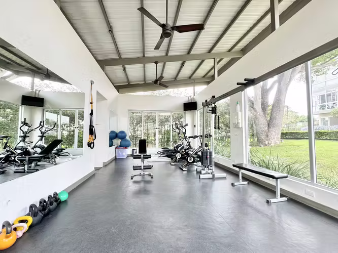 Moderno apartamento amueblado Lindora para alquiler o venta - Imagen 10