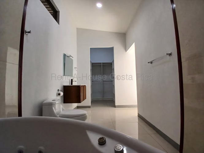 Casa en Venta, 312 m2, En Condominio Las Calas,  Grecia de Alajuela - Imagen 10