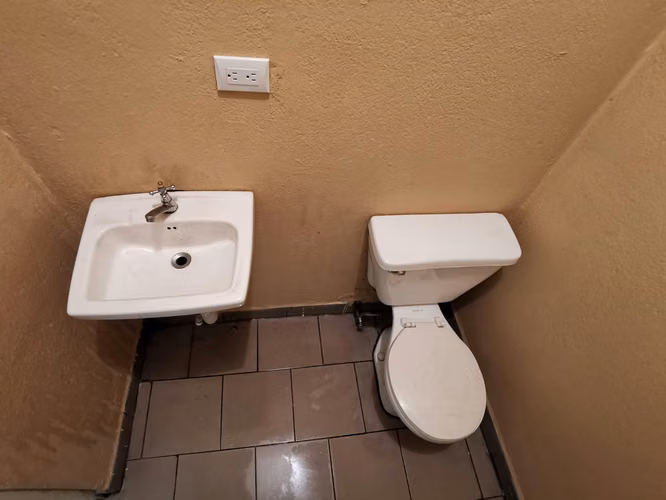 SE ALQUILA LOCAL COMECIAL EN SAN FRANCISCO DE DOS RÍOS