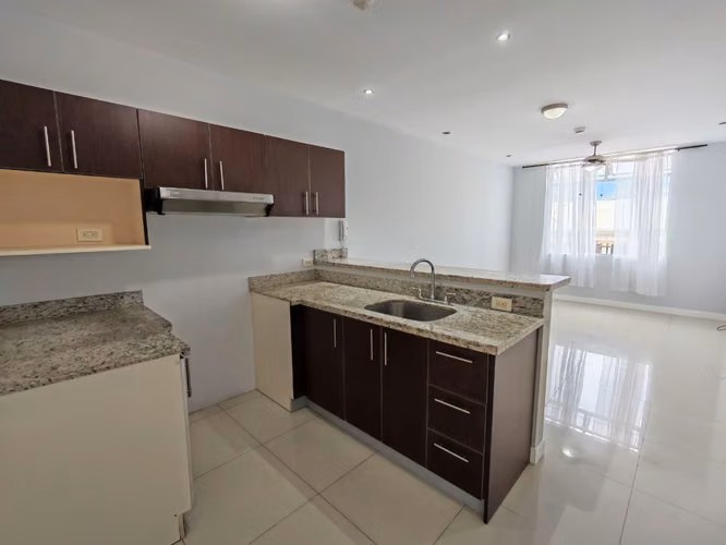 Se alquila apartamento de 1 habitación en Rohrmoser.