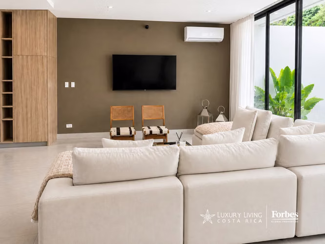 21529 - Casa contemporánea, espacios integrados, vistas a la montaña - Imagen 6