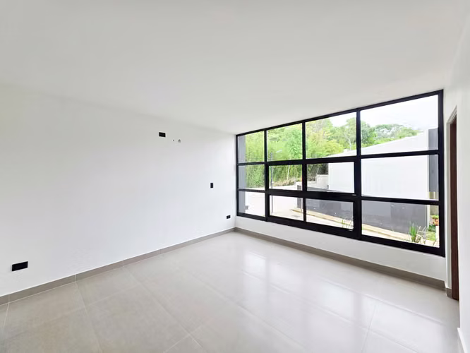 Venta de casa en condominio en Guachipelín - Imagen 13