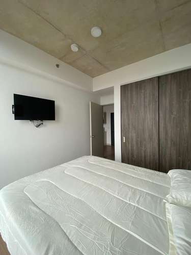 Se alquila apartamento amueblado en Secrt Escalante - Imagen 2