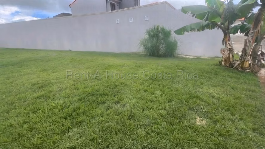 Lote Esquinero en Venta, 552 m2, Residencial Los Tucanes, San Ramón de  Alajuela - Imagen 4