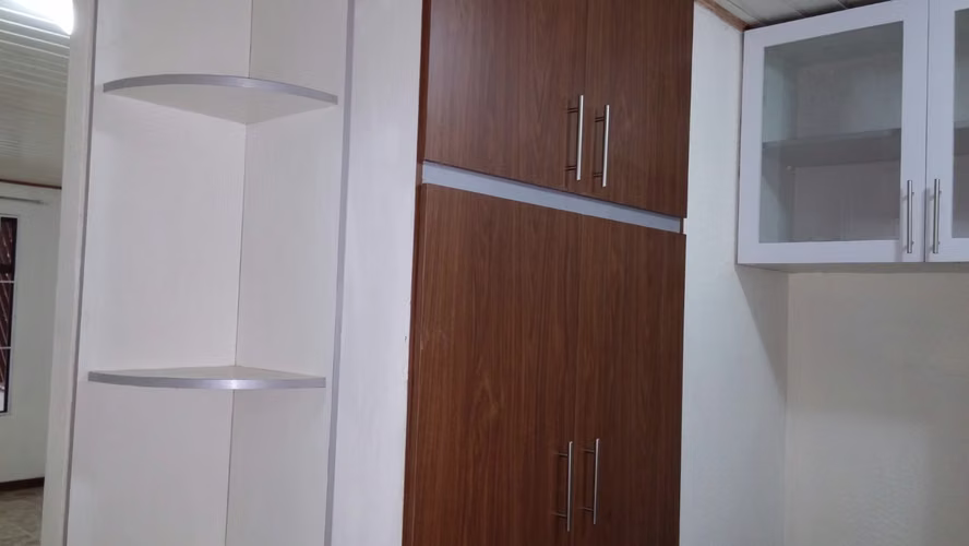 ALQUILER CASA EN CURRIDABAT LOMAS DEL SOL - Imagen 7