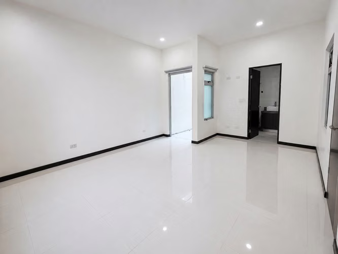 Se alquila apartamento en Escazú - Imagen 2