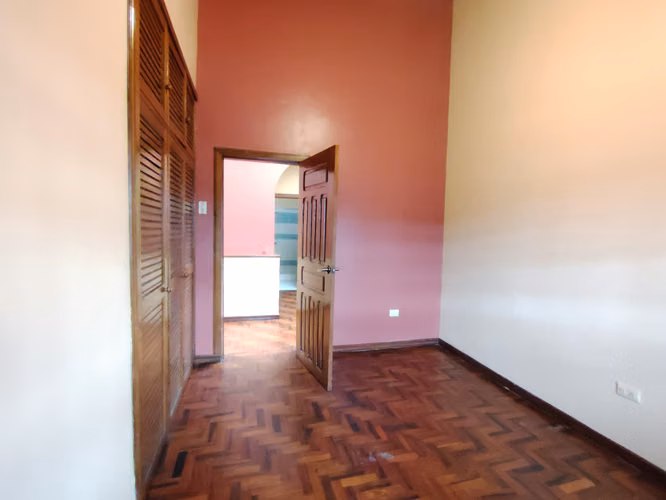Casa Independiente Uruca Fte calle 3 habitaciones - Imagen 6