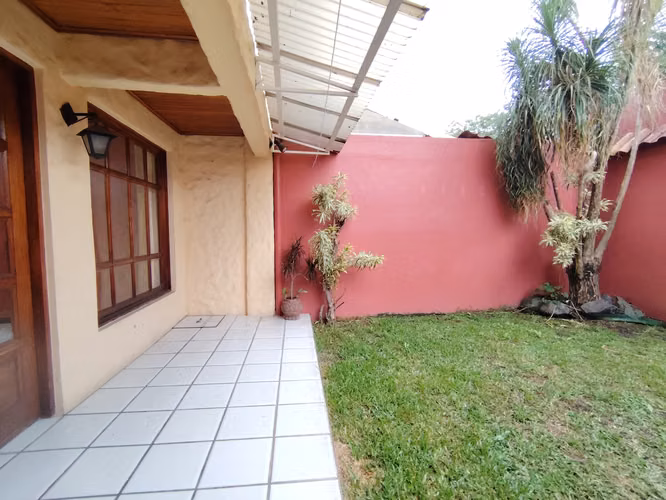 Casa Independiente Uruca Fte calle 3 habitaciones - Imagen 20